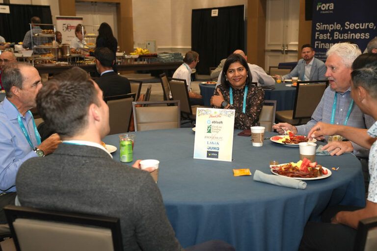 Pat Presley of Universal Funding attends IFA Annual Conference.